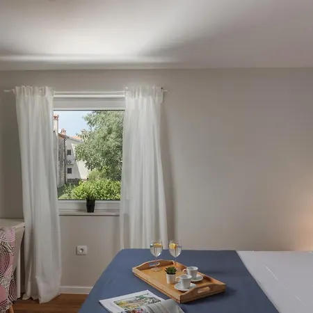 Pietra